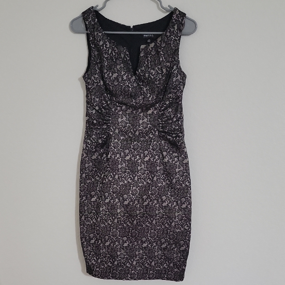 Adrianna Papell Black Lace Dress 4P